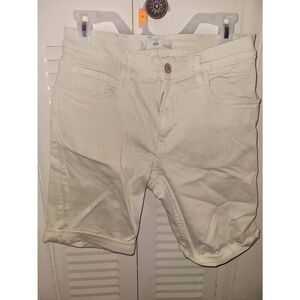 Mango brand Creme shorts